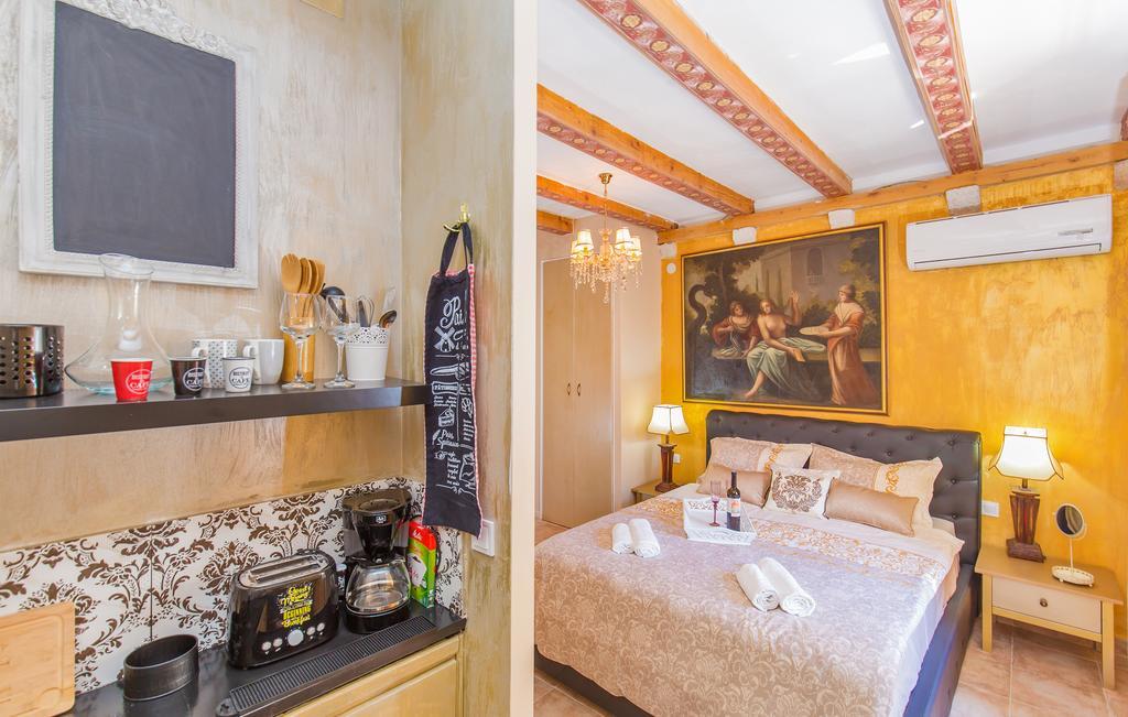 B&B Apartments And Studios Lanii Ragusa Esterno foto