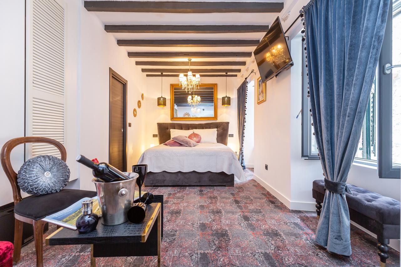 B&B Apartments And Studios Lanii Ragusa Esterno foto