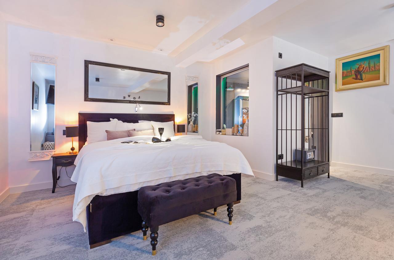 B&B Apartments And Studios Lanii Ragusa Esterno foto